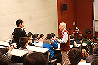 Prof. Lin Qun